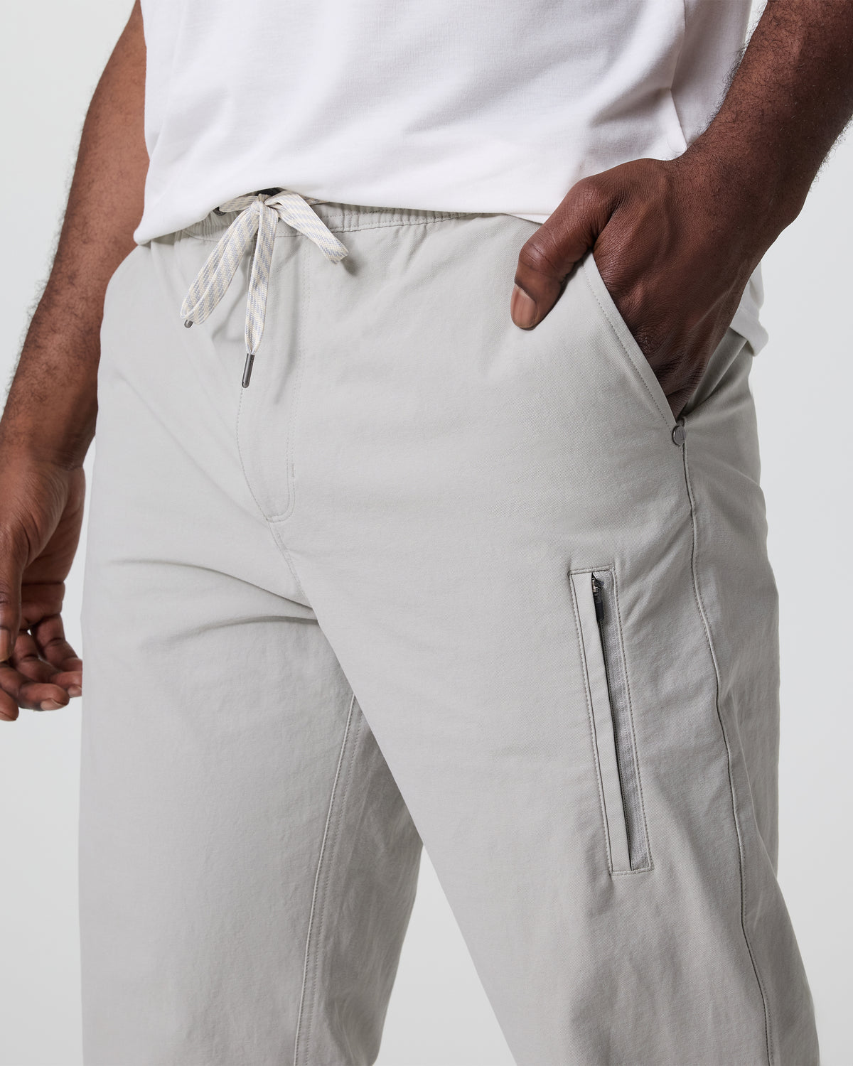 Barren Explorer Pant Classic Fit 30" Talc | Vuori sale