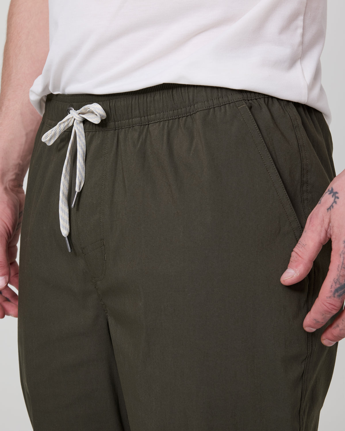 Kore Everyday Pant Lined Classic Fit 30" Dark Oregano | Vuori outlet