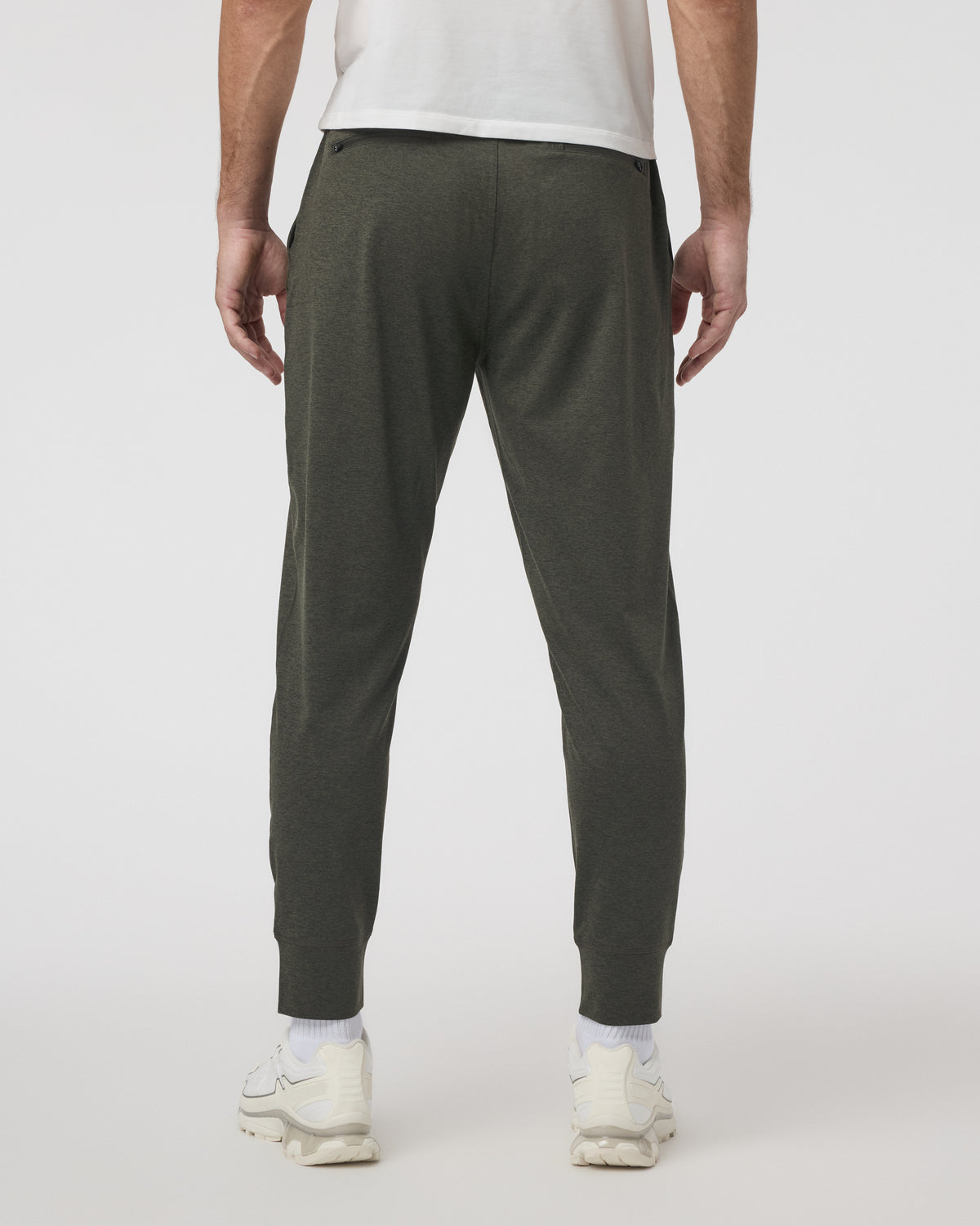Sunday Performance Jogger - Long Kale Heather | Vuori sale