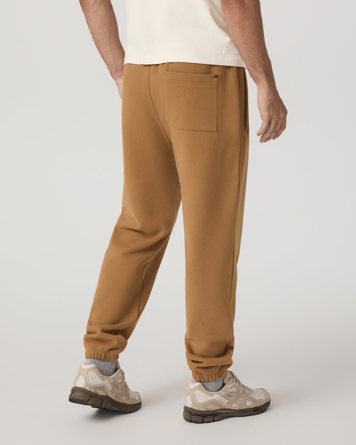 Seaside Sweatpant 30" Relaxed Fit Toffee Sweatpant | Vuori outlet