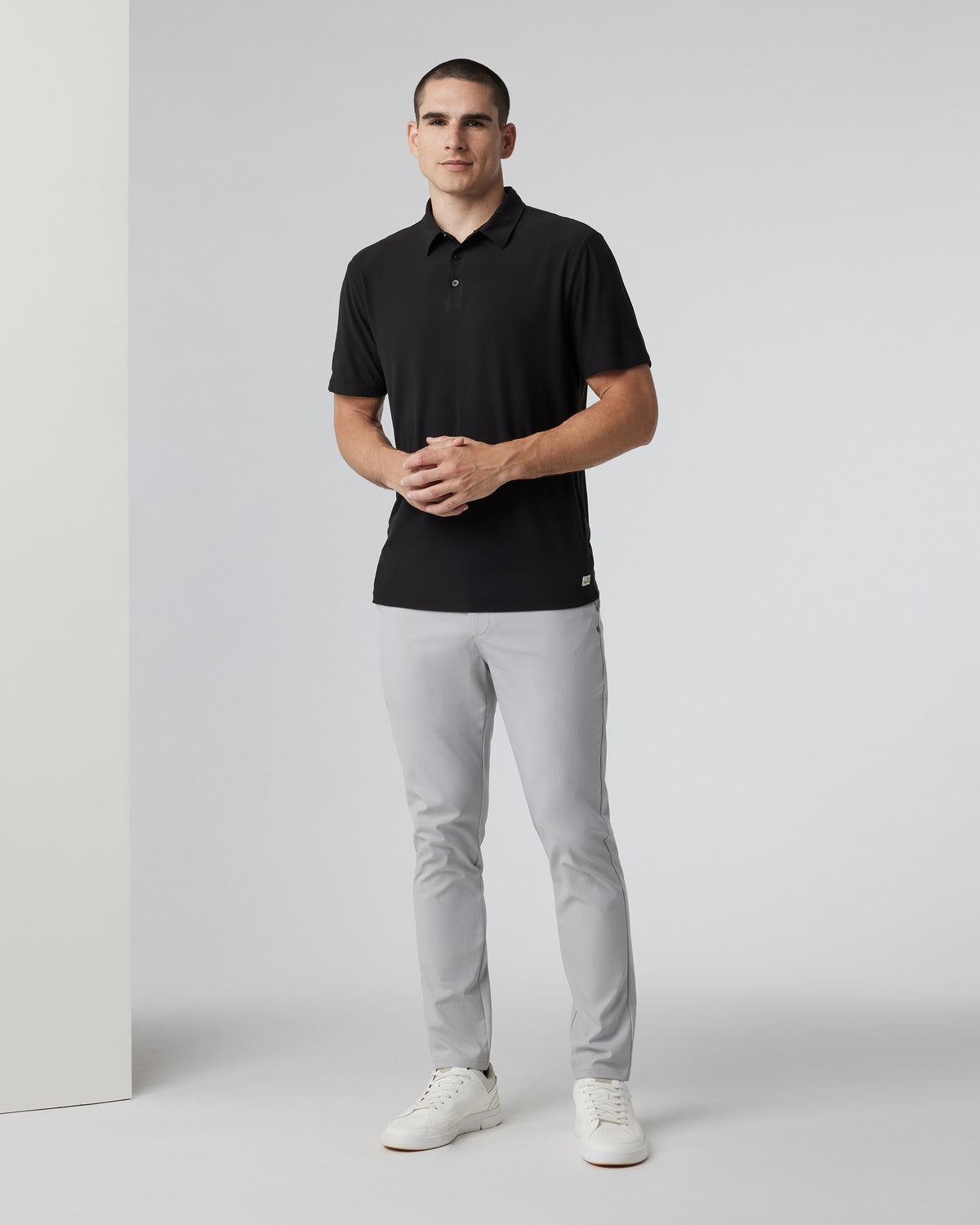 Cascade Tech Chino Pant - Fog Grey Slim Tech Chino | Vuori sale