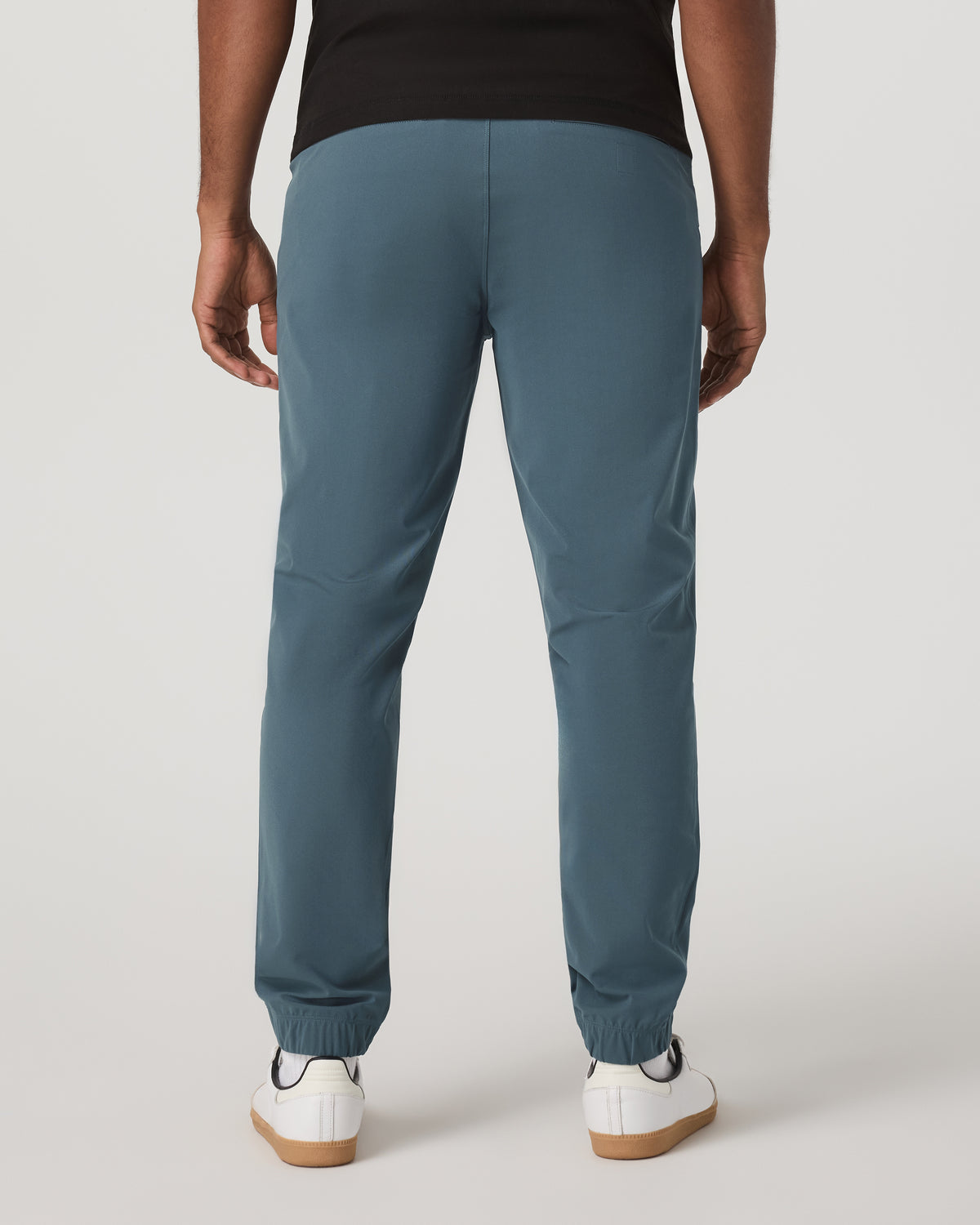 Meta Jogger 30" Men's Blue Sea Performance Knit Joggers | Vuori online