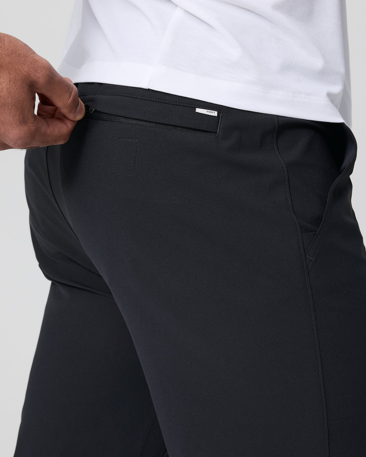 Meta Jogger - 30" Black | Vuori sale