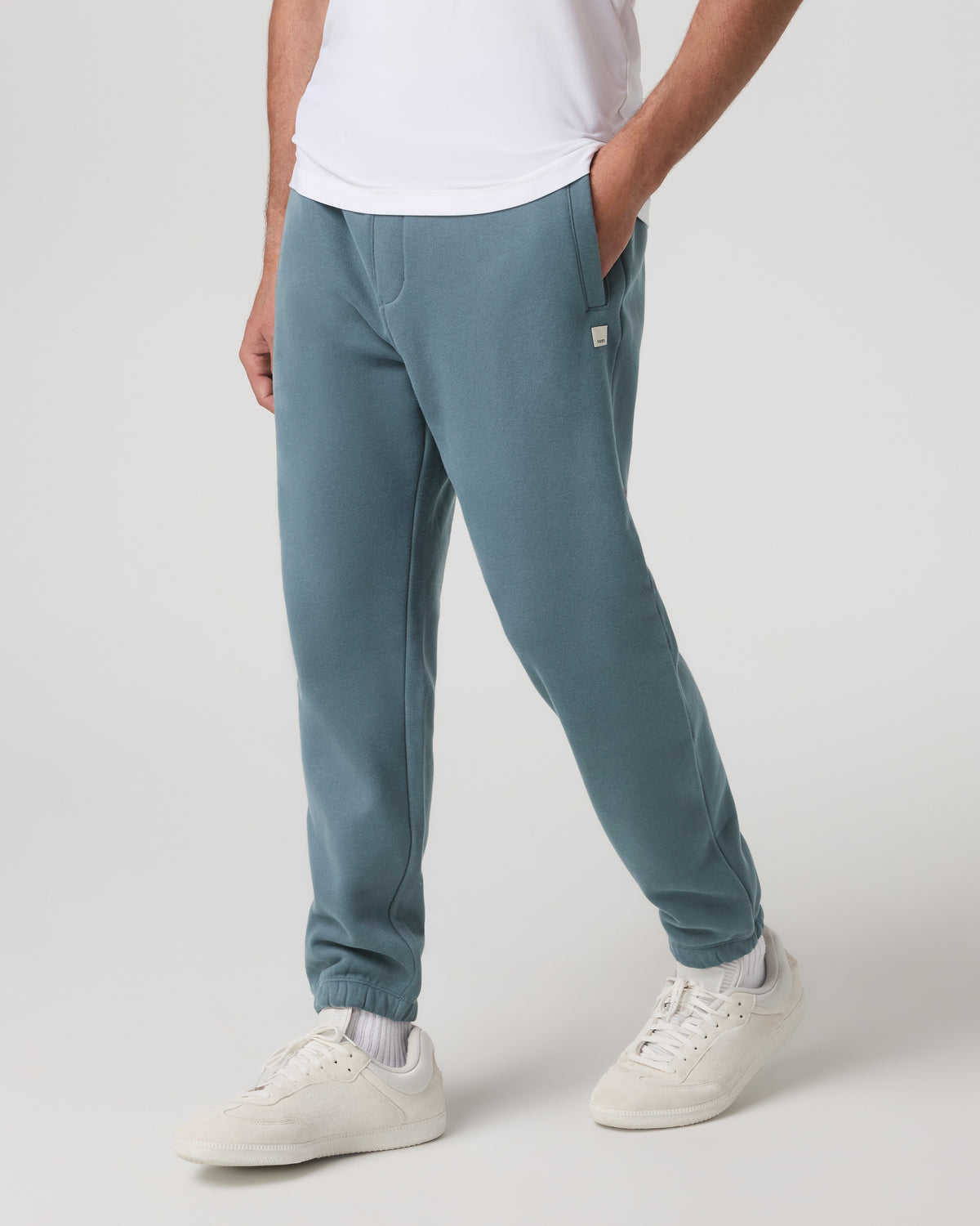 Seaside Sweatpant Blue Sea | Vuori online