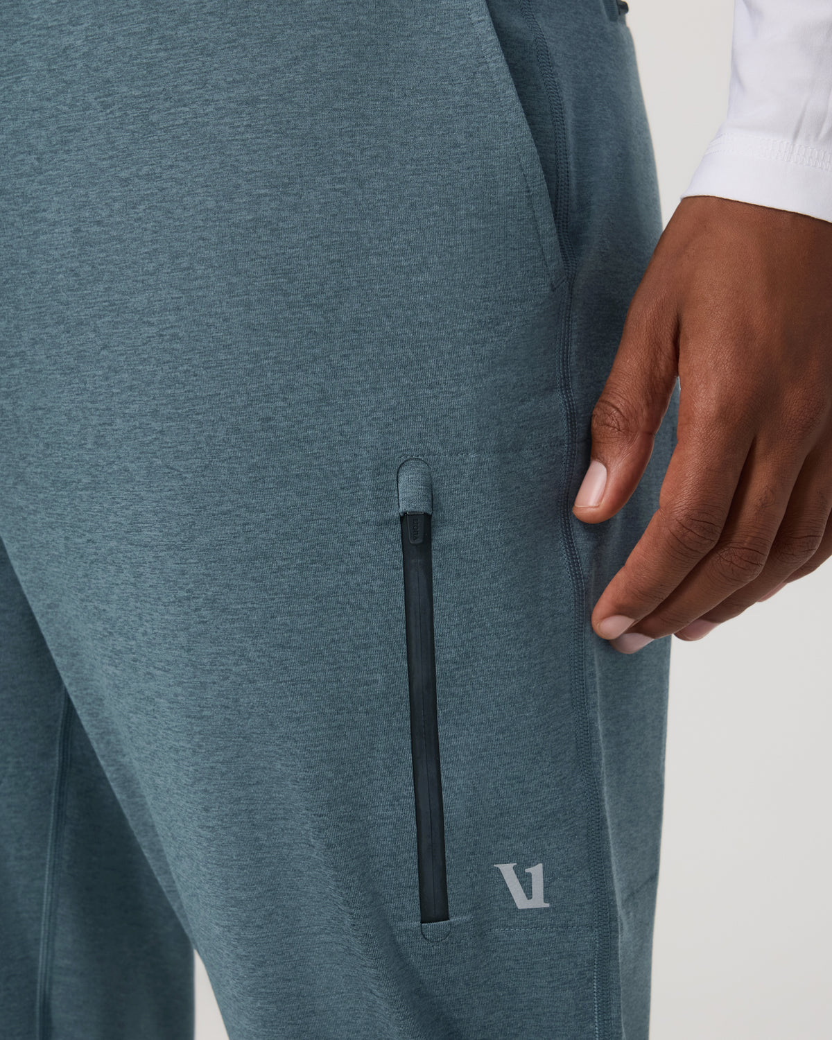 Sunday Performance Jogger 28" Blue Sea Heather Joggers | Vuori shop