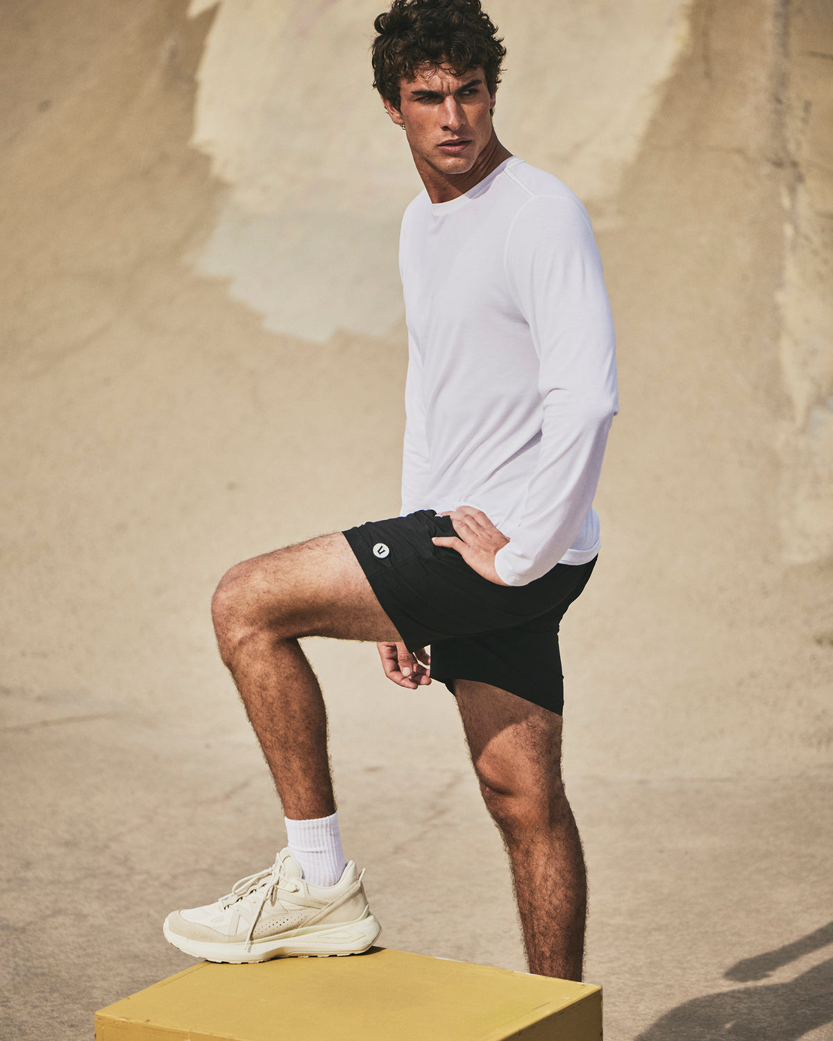 Kore Short Lined 5" Men's Black 5" Athletic Shorts | Vuori sale