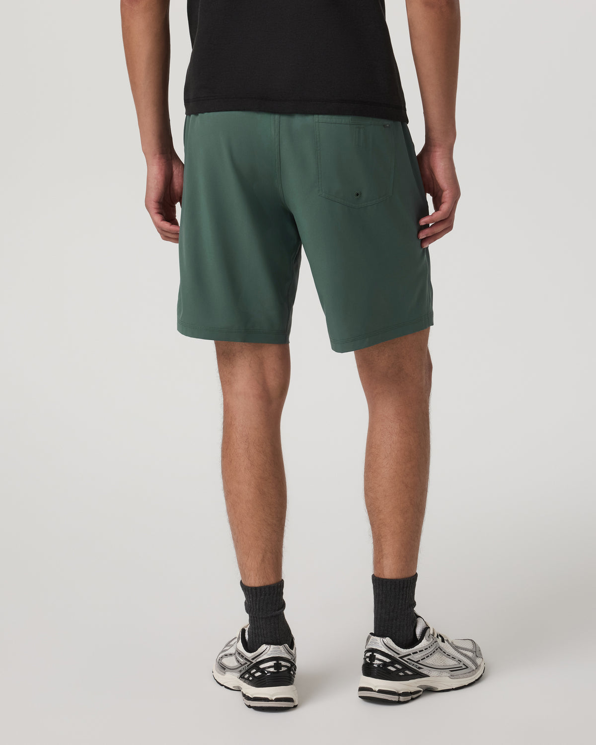 Kore Short Unlined 9" Men's Agate Green Tonal Shorts | Vuori onsale