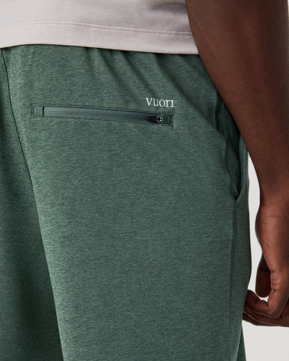 Sunday Performance Short 8" Men's Agate Green Shorts | Vuori online