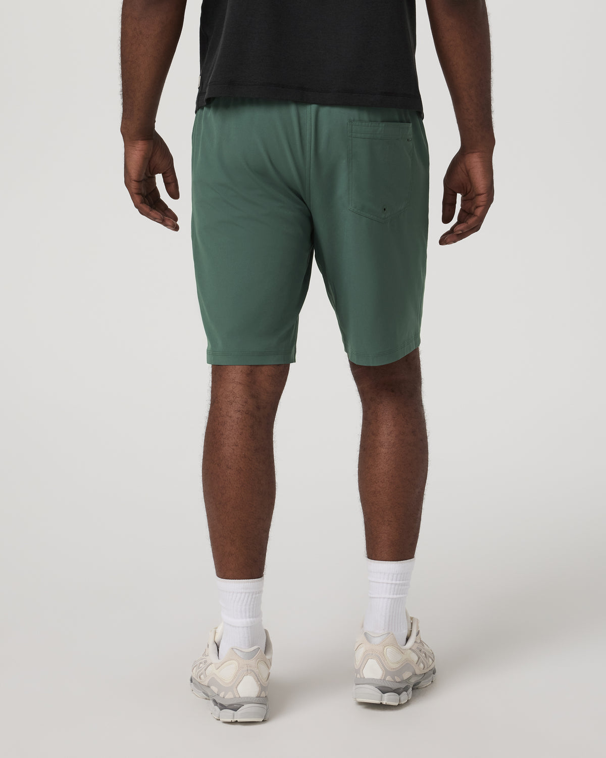 Kore Short Lined 9" Men's Agate Green Tonal Shorts | Vuori shop