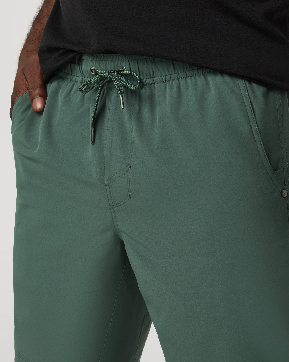 Kore Short Lined 9" Men's Agate Green Tonal Shorts | Vuori shop
