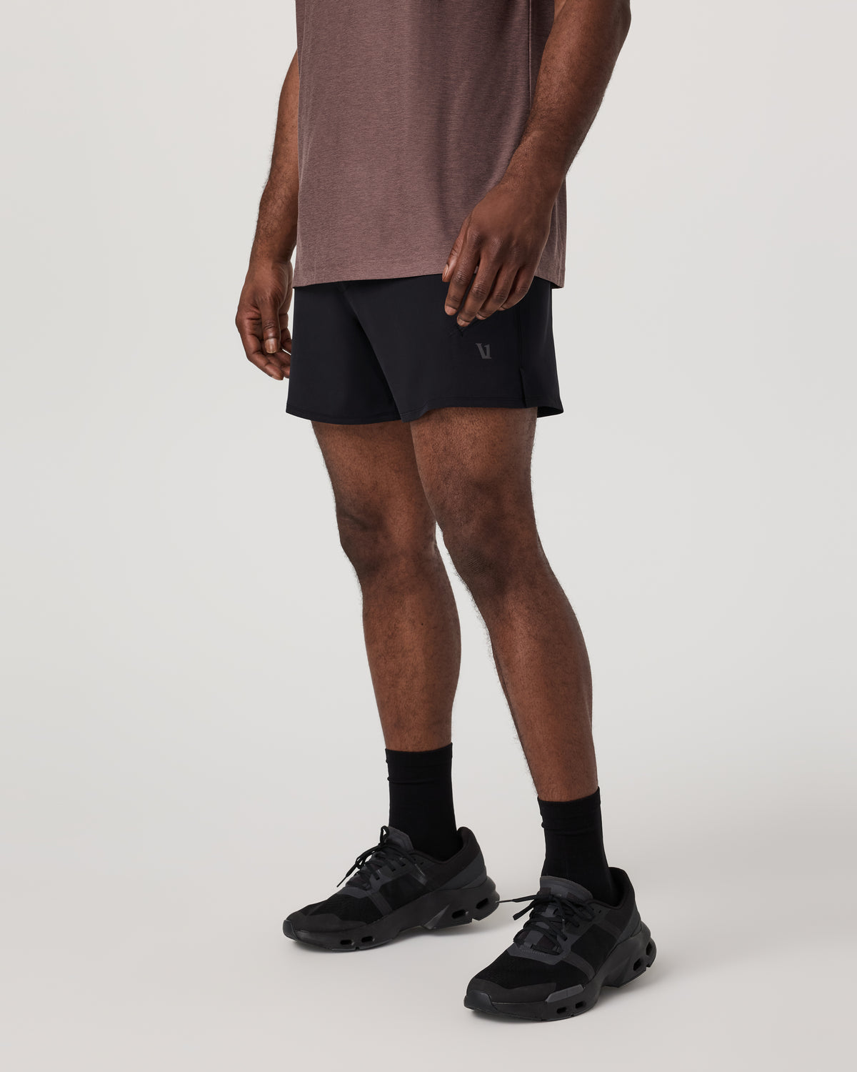 Qualify Short Lined 5" Men's Black Performance Shorts | Vuori shop