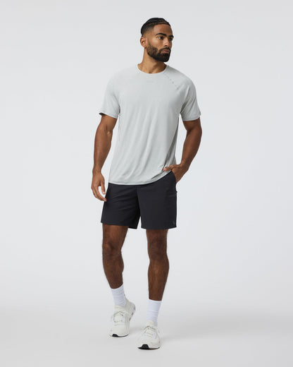 Grafton Short Unlined Classic Fit 7" Black | Vuori onsale