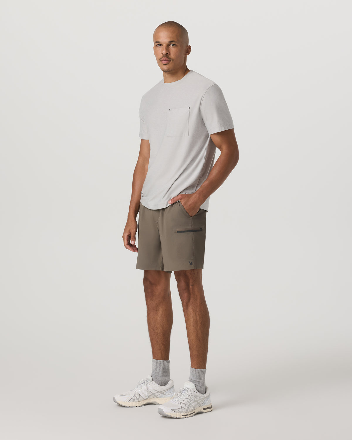 Grafton Short Unlined 7" Men's Training Shorts in Bark | Vuori sale