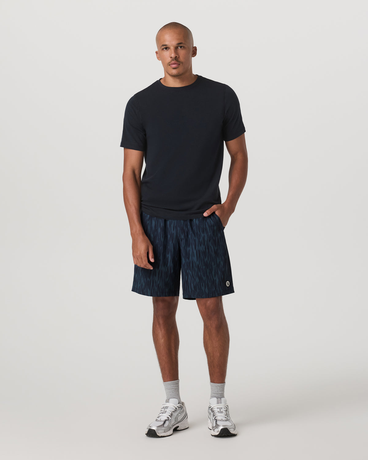 Kore Short Unlined 9" Men's Blue Sea Pampas Shorts | Vuori onsale