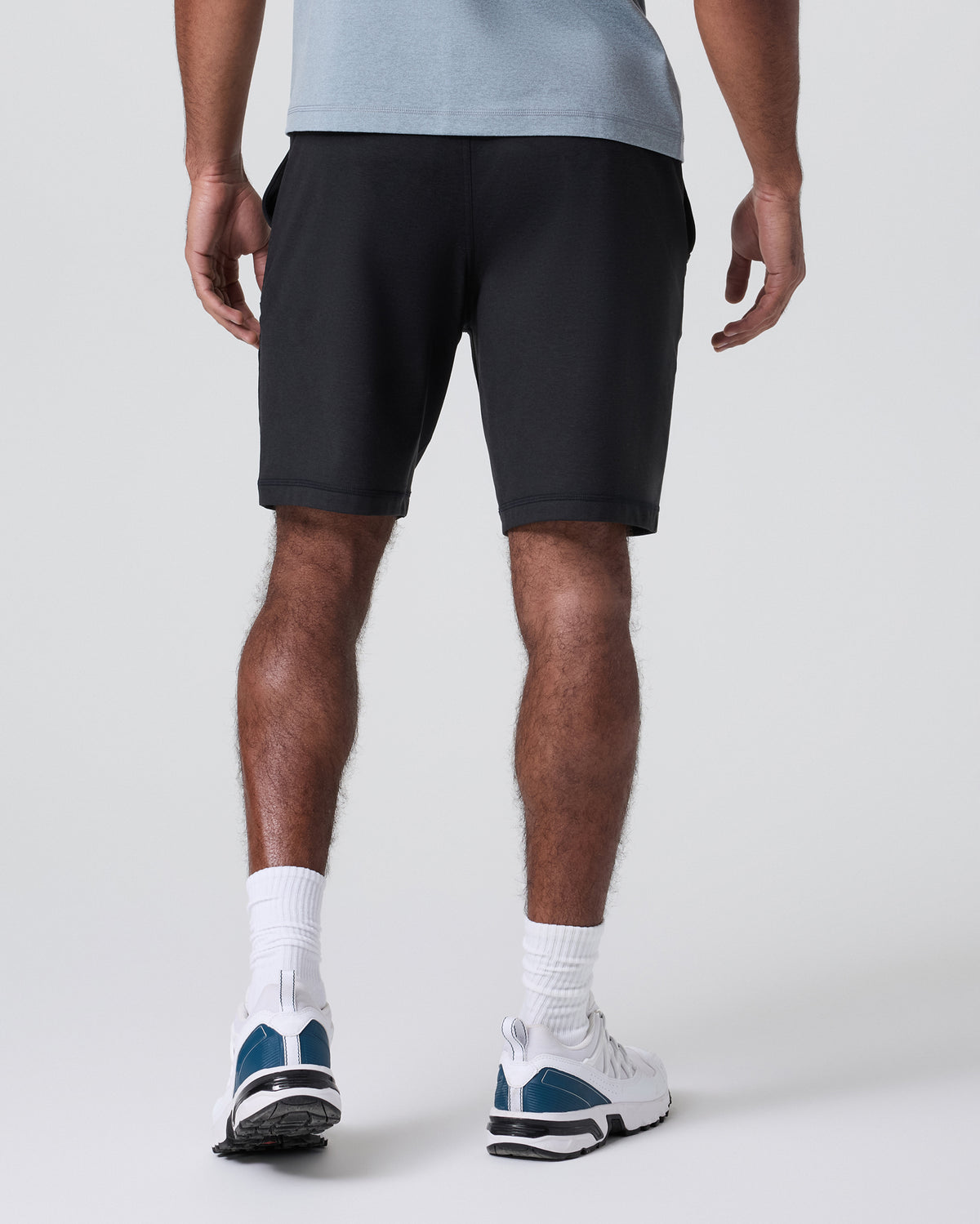 Coronado Short 8" Black Heather | Vuori for sale