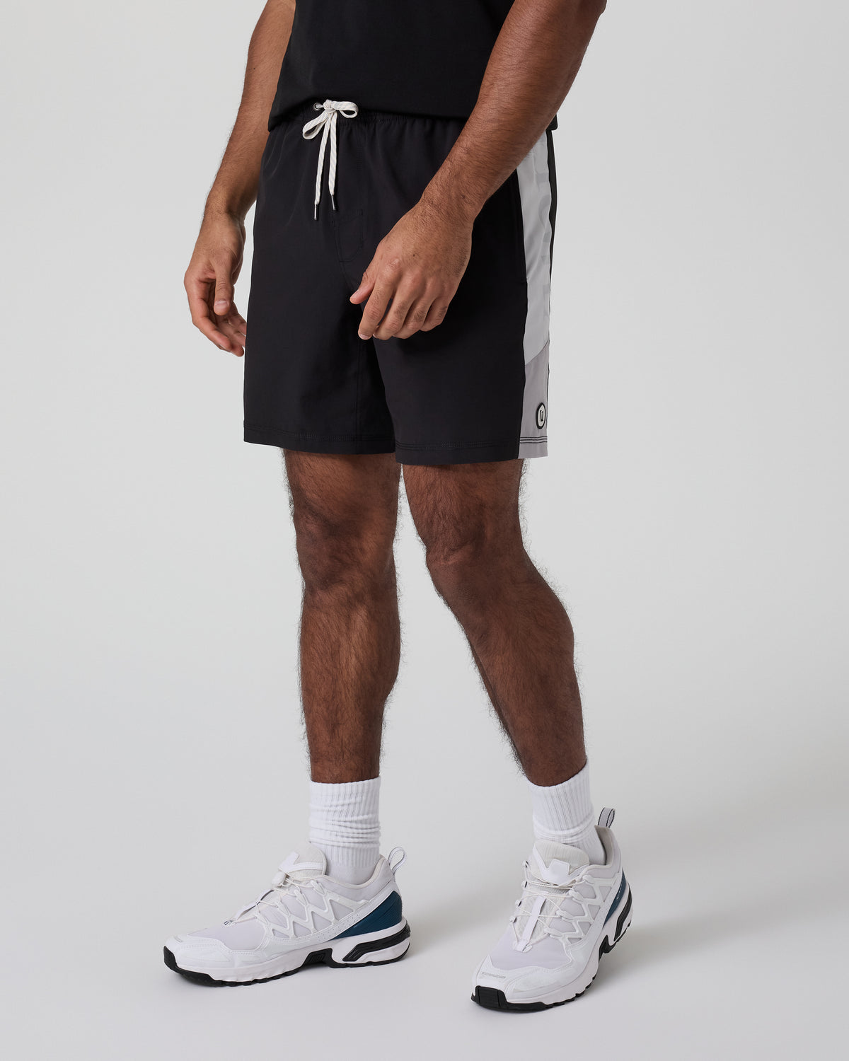Kore Short X2 Lined Classic Fit 7" Black/Salt/Amethyst Grey | Vuori sale
