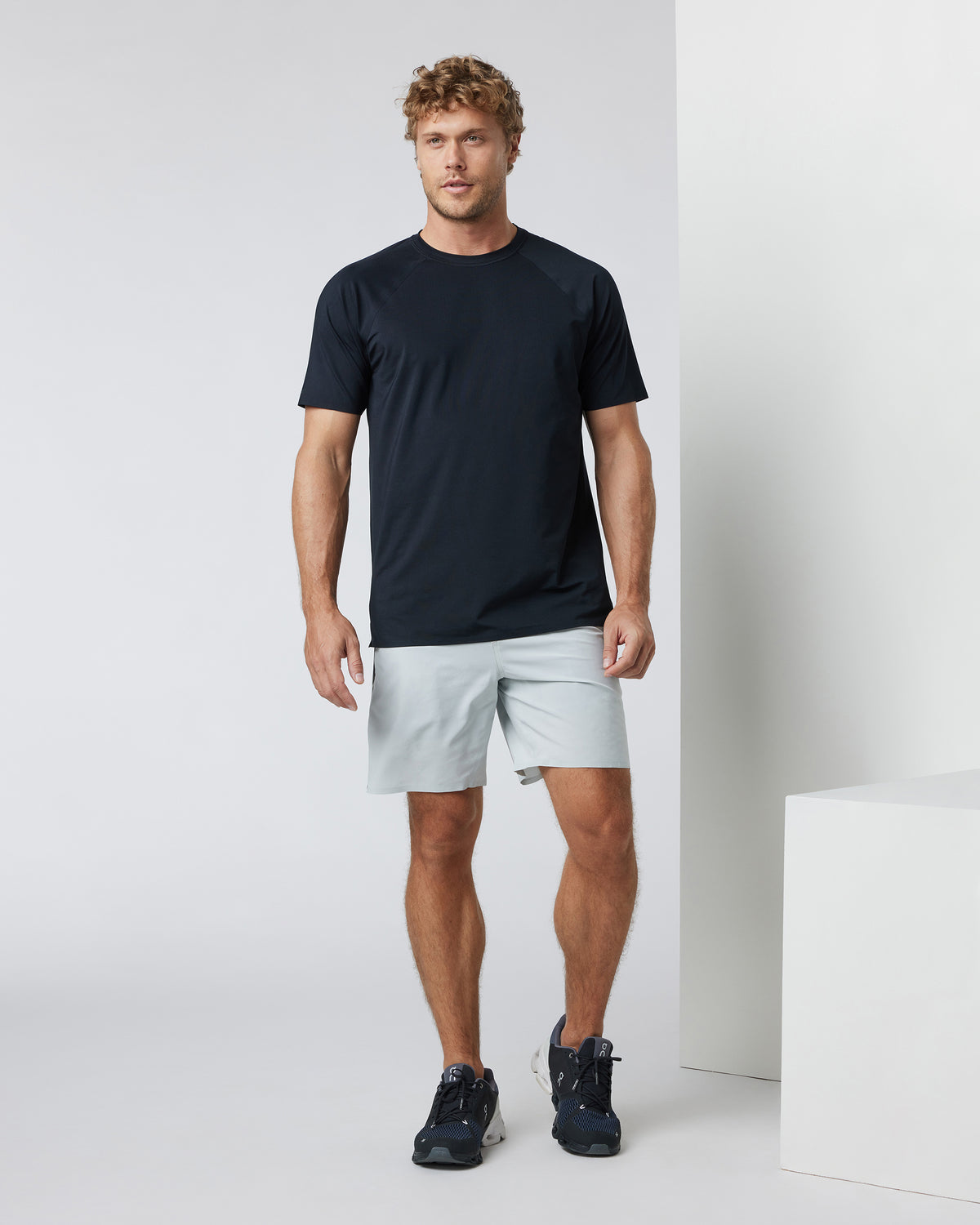 Domain Performance Short Sky Grey Workout Shorts | Vuori online