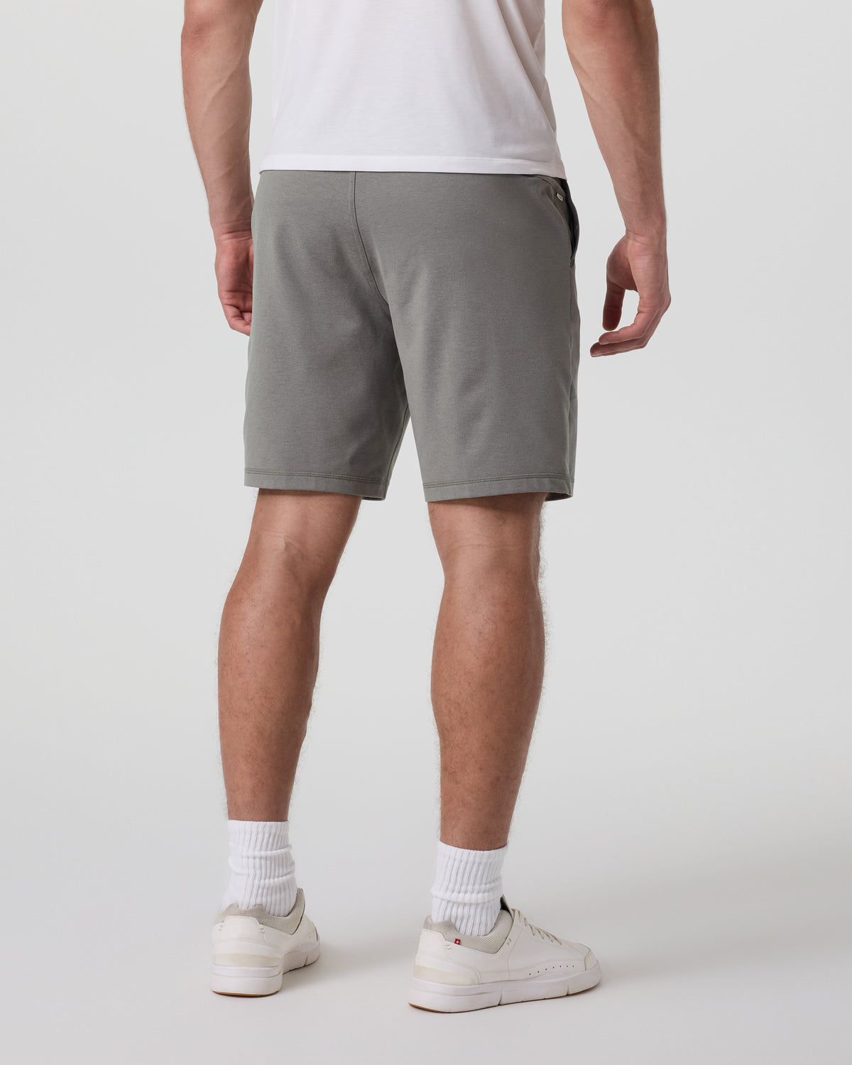 Coronado Short 8" Dolomite Heather | Vuori online