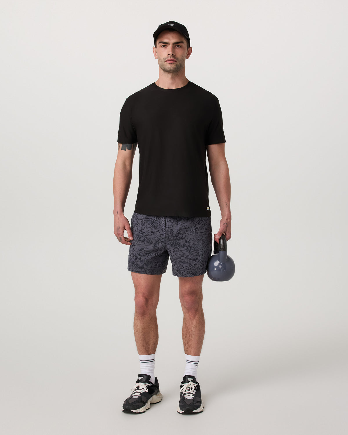 Kore Short Unlined 5" Men's Moonlight Sand Athletic Short | Vuori shop