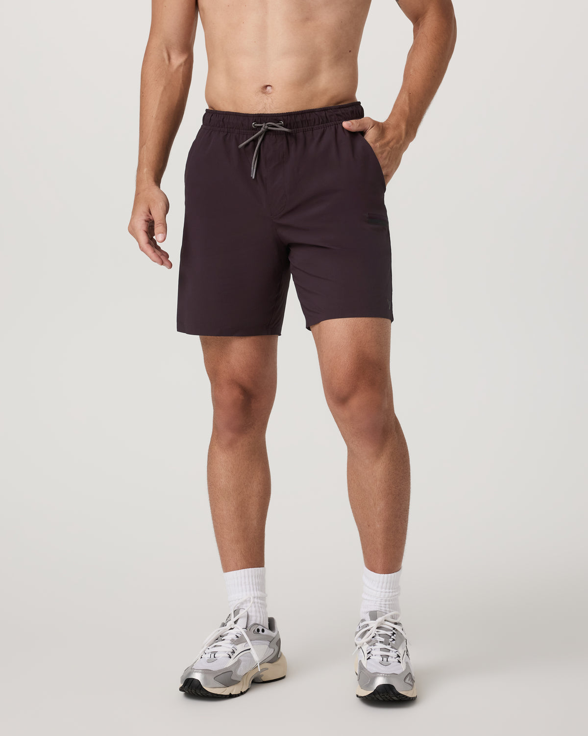 Grafton Short Lined 7" Men's Raisin Training Shorts | Vuori sale