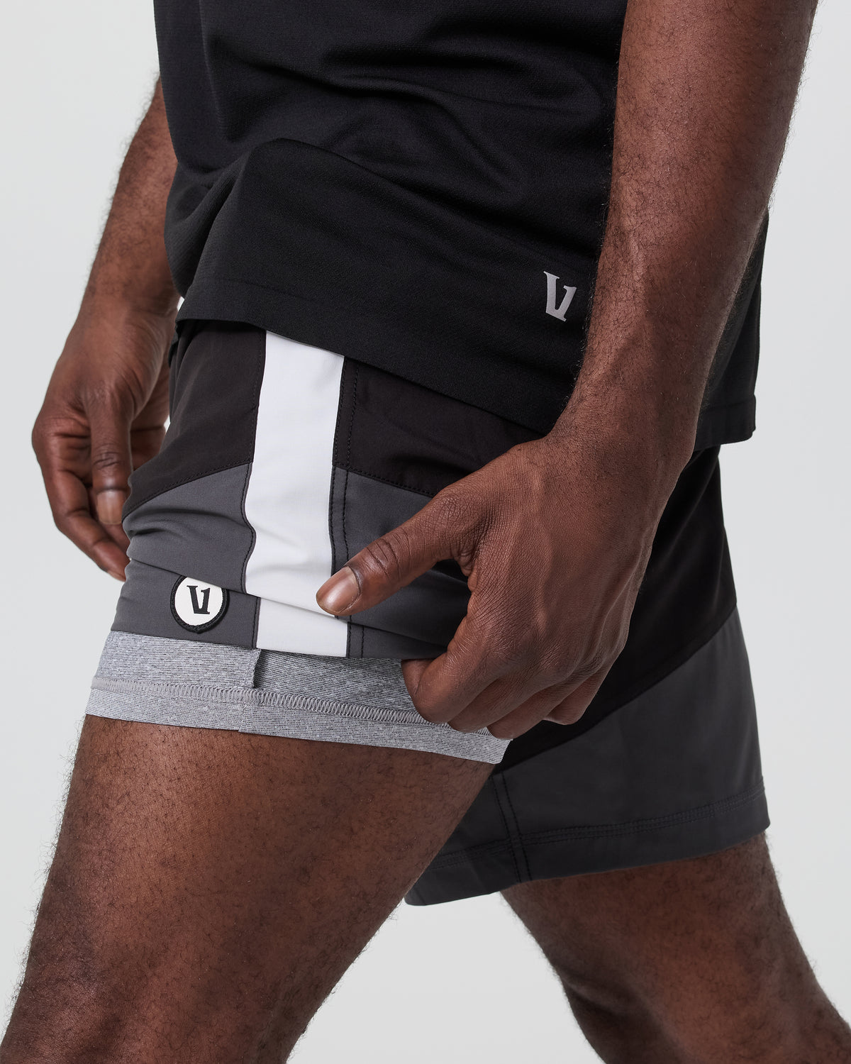 Kore Short X1 Lined Classic Fit 7" Black/Dark Pewter/Salt | Vuori onsale
