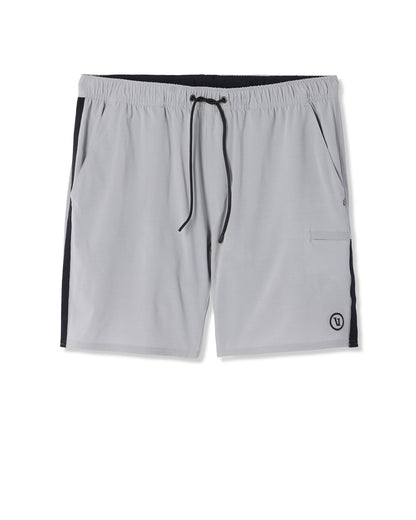 Elevate Kore Utility Short Lined 7" Men's Sea Fog Shorts | Vuori online