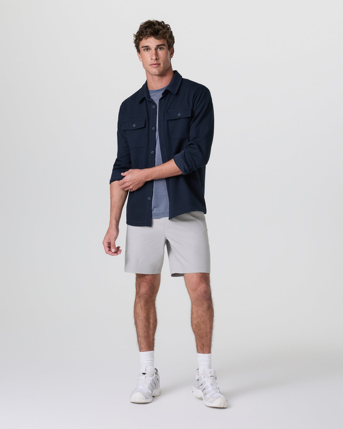 Cascade Crinkle Elastic Waist Short Classic Fit 8" Fog | Vuori outlet