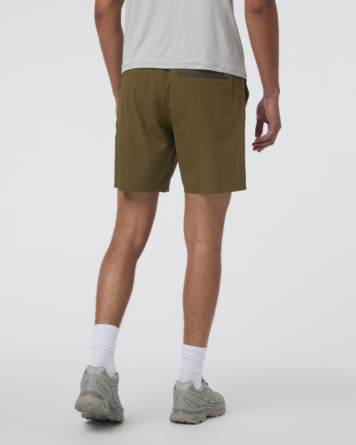 Grafton Short Unlined Classic Fit 7" Moss Green | Vuori sale