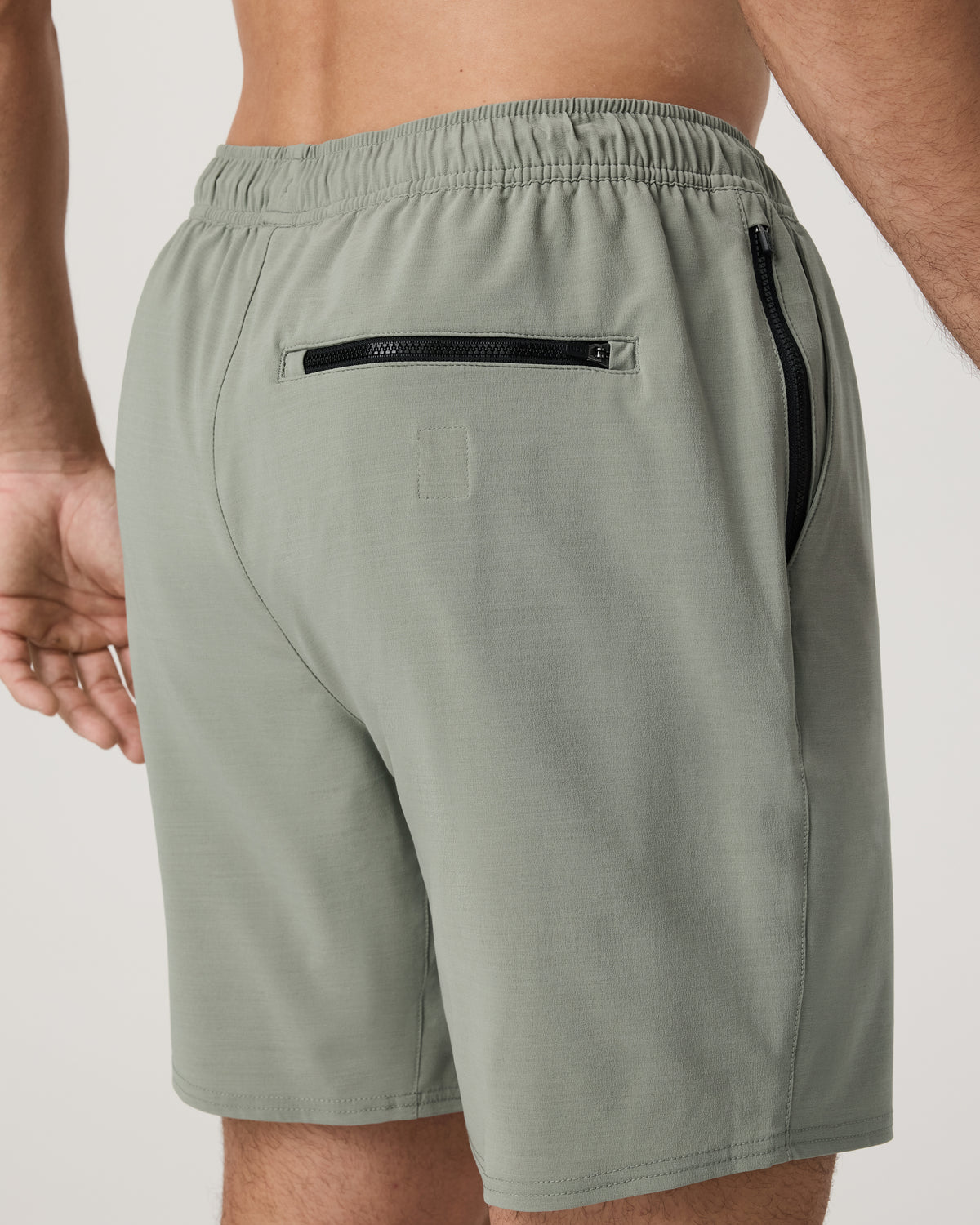 Elevate Kore Short Lined 7" Men's Agave Shorts | Vuori outlet