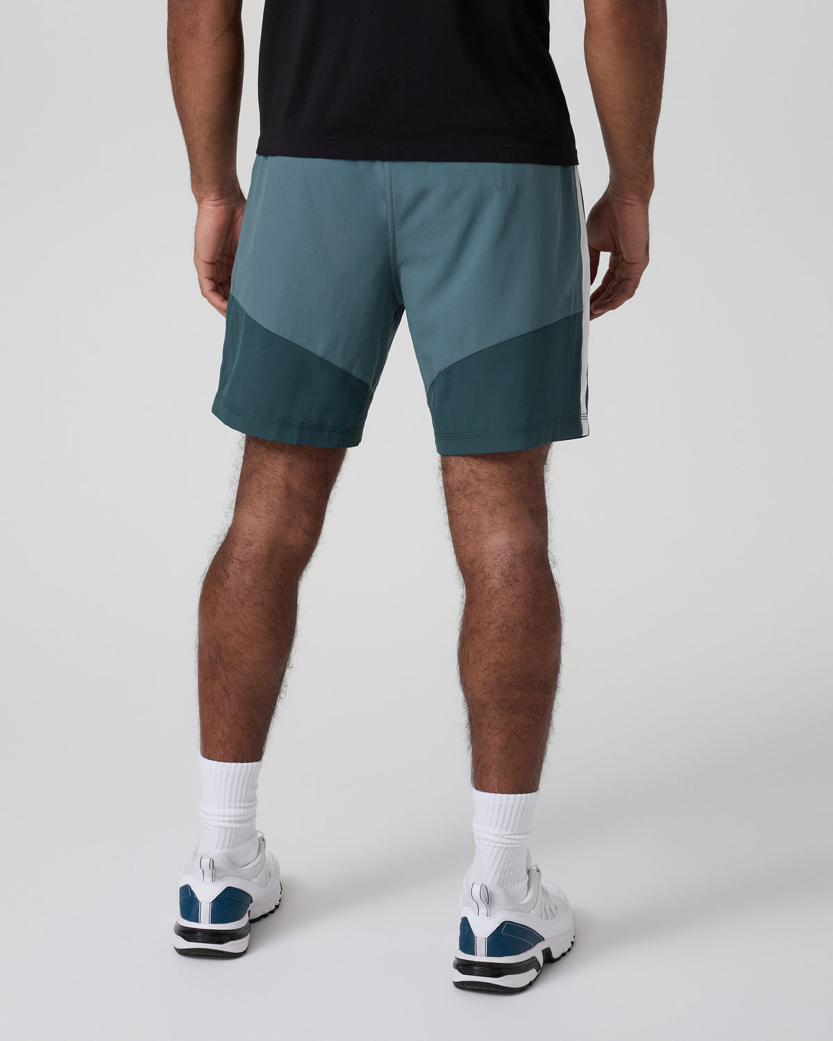 Kore Short X1 Lined Classic Fit 7" Light Deep Sea/Deep Sea/Salt | Vuori outlet