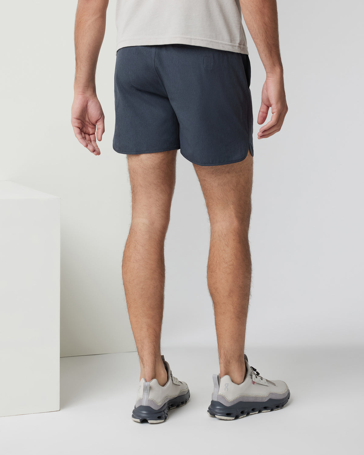 Banks Short 5" Navy Linen Texture Athletic Shorts | Vuori sale