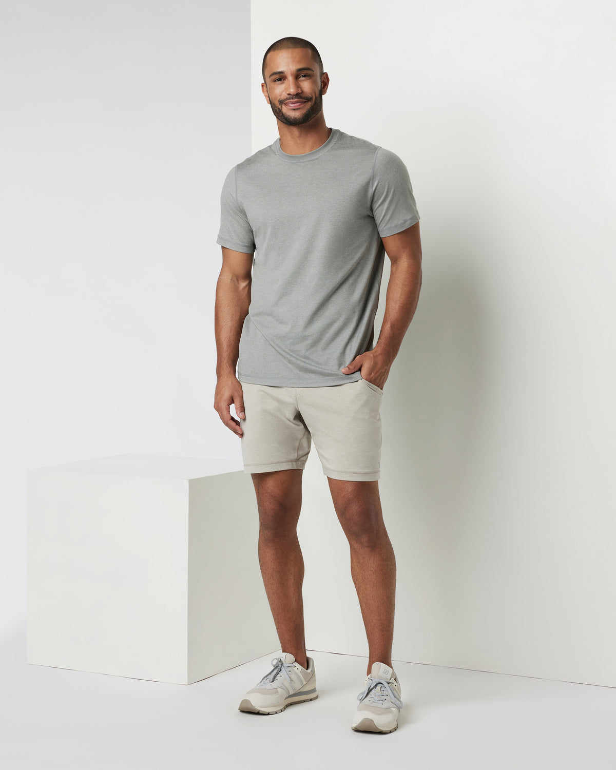 Ponto Short Men's Dark Salt Heather Jogger Shorts | Vuori onsale