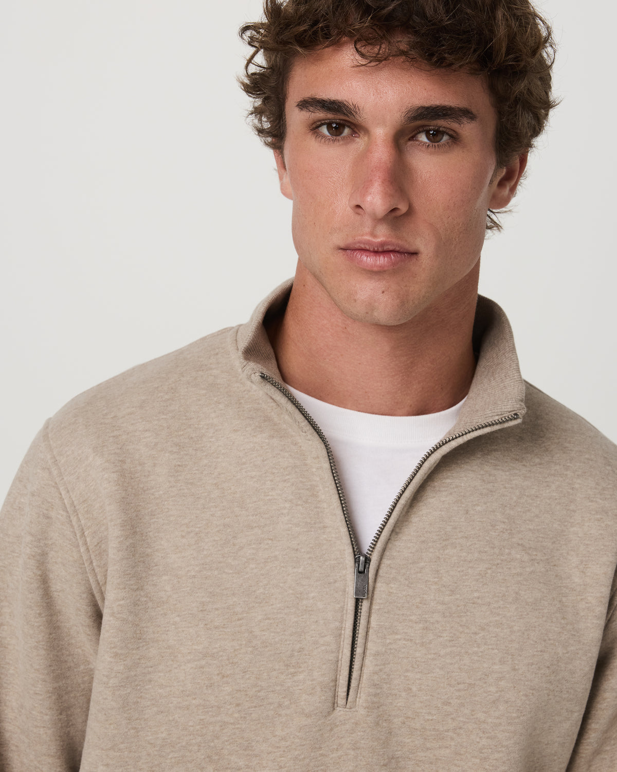 Seaside Half Zip Men's Acorn Heather Fleece Pullover | Vuori shop