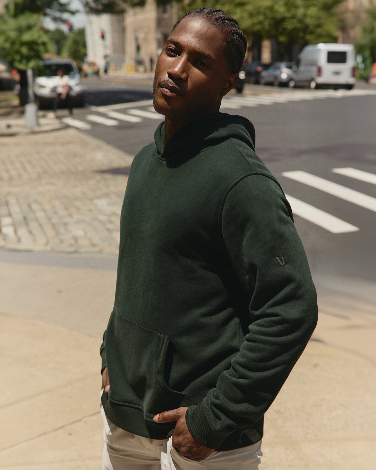 Seaside Pullover Hoodie Men's Evergreen Pullover Hoodie | Vuori onsale