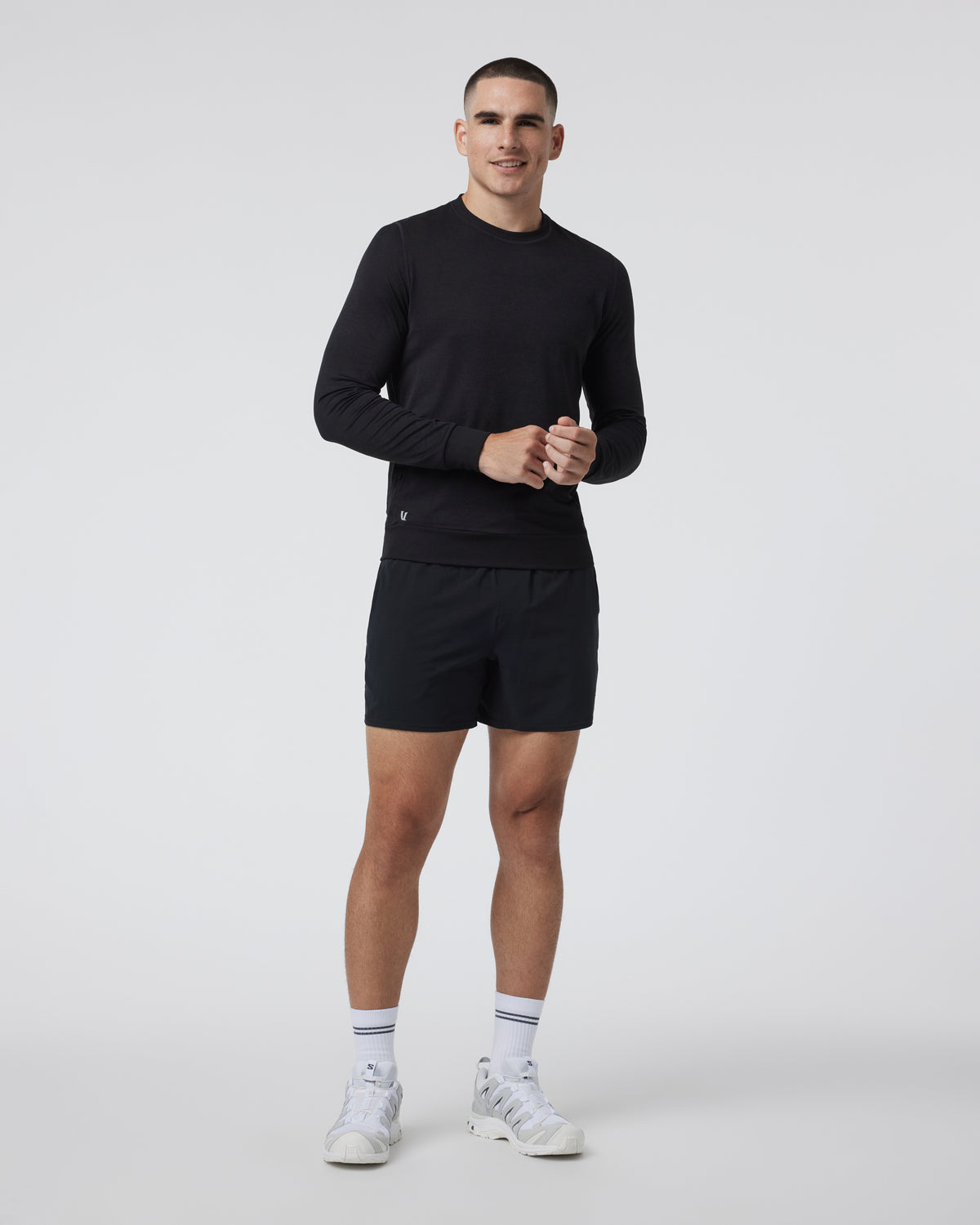Ponto Performance Crew Men's Black Pullover | Vuori for sale
