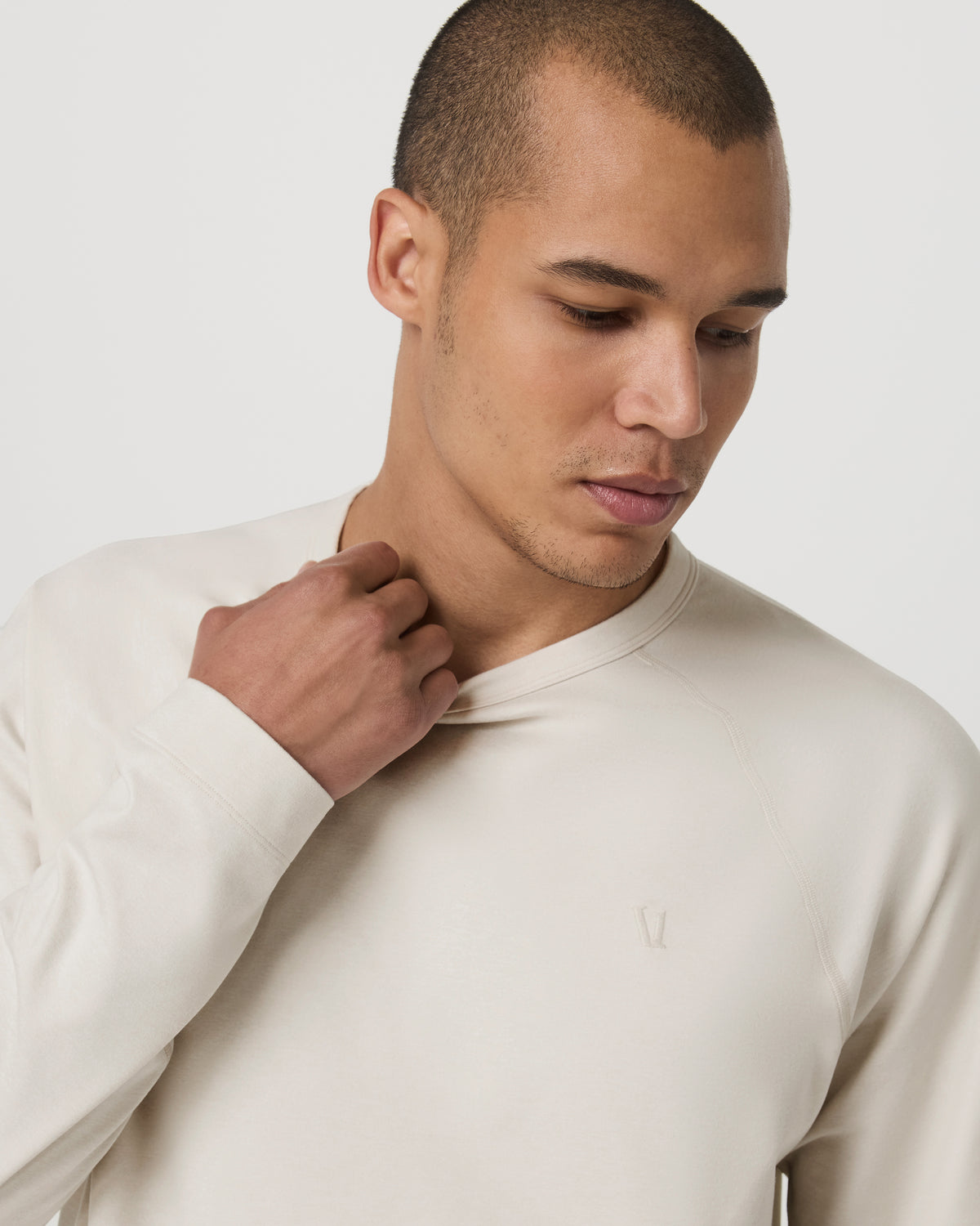 Coronado Crew - Relaxed Fit Men's Ivory Heather Crew | Vuori shop