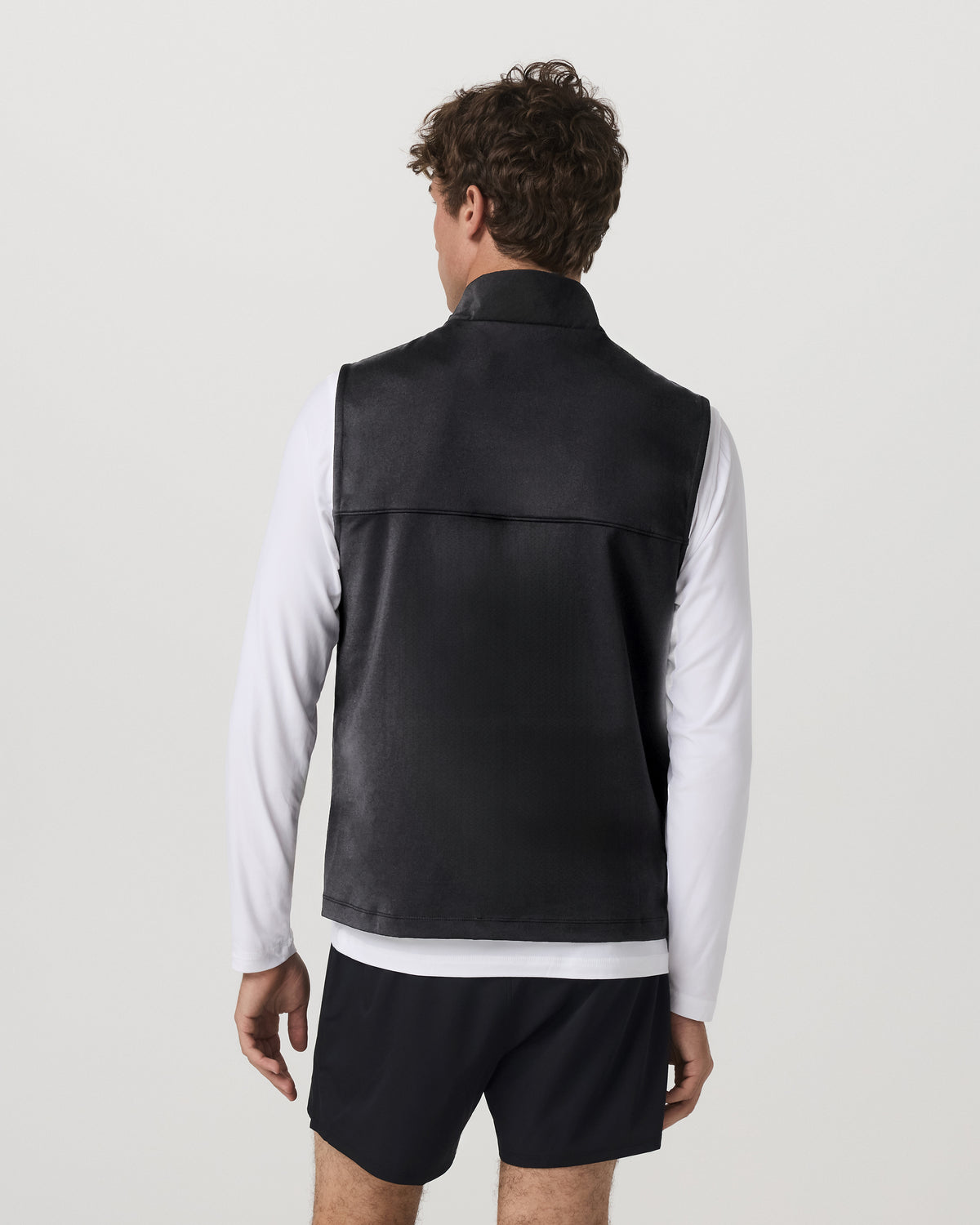 Sunday Insulated Hybrid Vest Men's Black Training Vest | Vuori sale