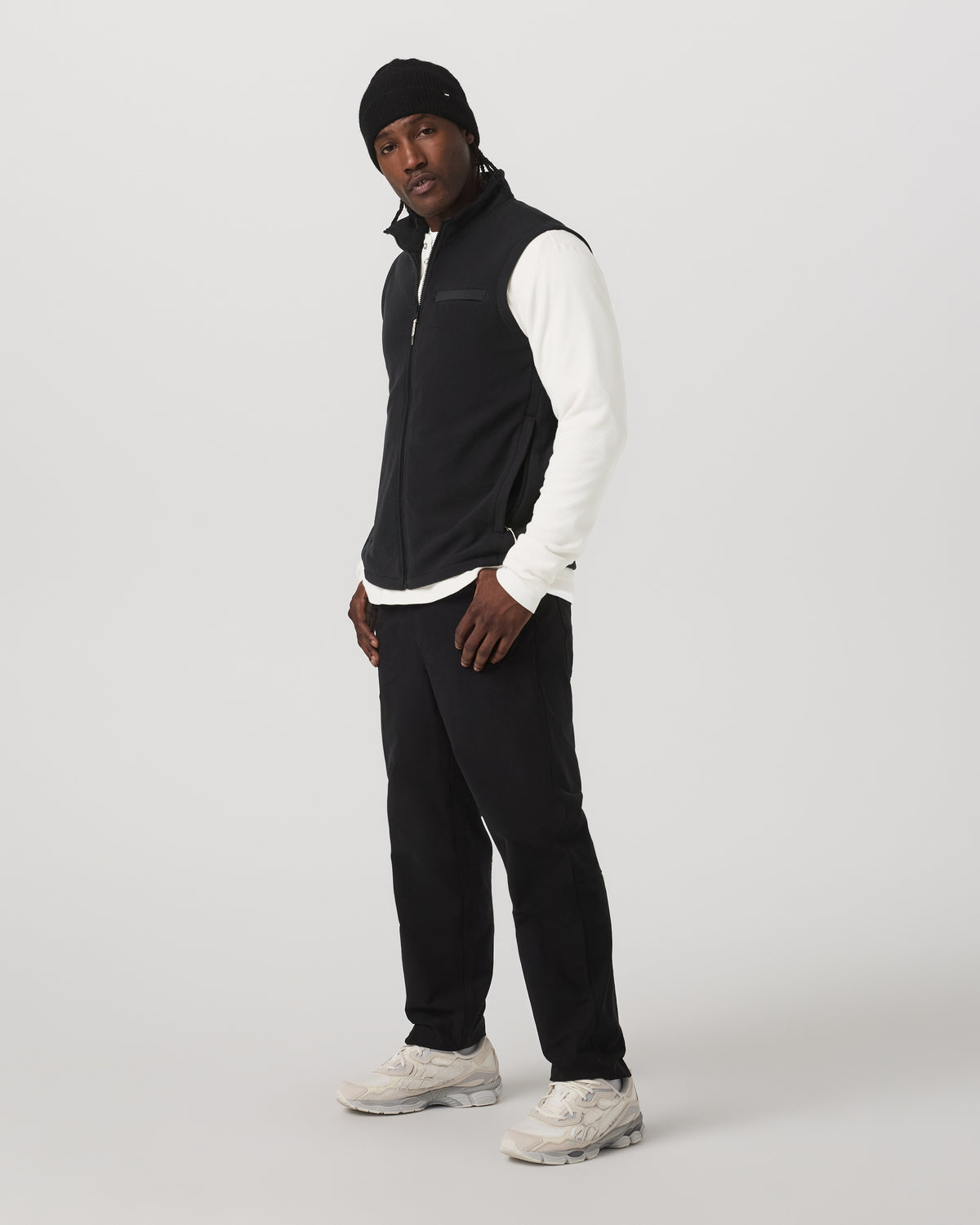 Aspen Vest Men's Black Zip-Up Fleece Vest | Vuori for sale
