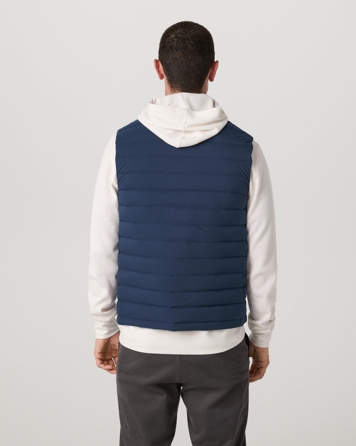 Steadfast Insulated Vest Men's Blue Coast Vest | Vuori online