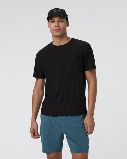 Short Sleeve Strato Pocket Tee - Relaxed Fit Black | Vuori shop