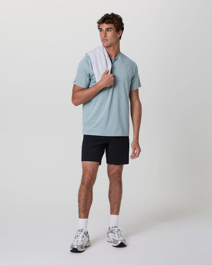 Short Sleeve Viewpoint Henley Mist | Vuori shop