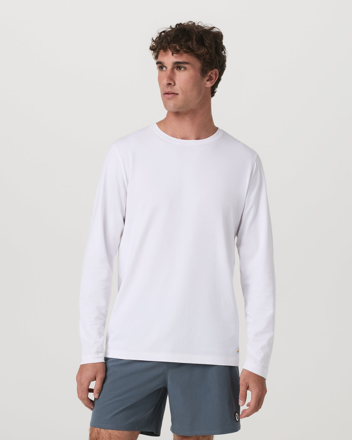 Long Sleeve Tuvalu Tee Men's Lightweight White Shirt | Vuori outlet