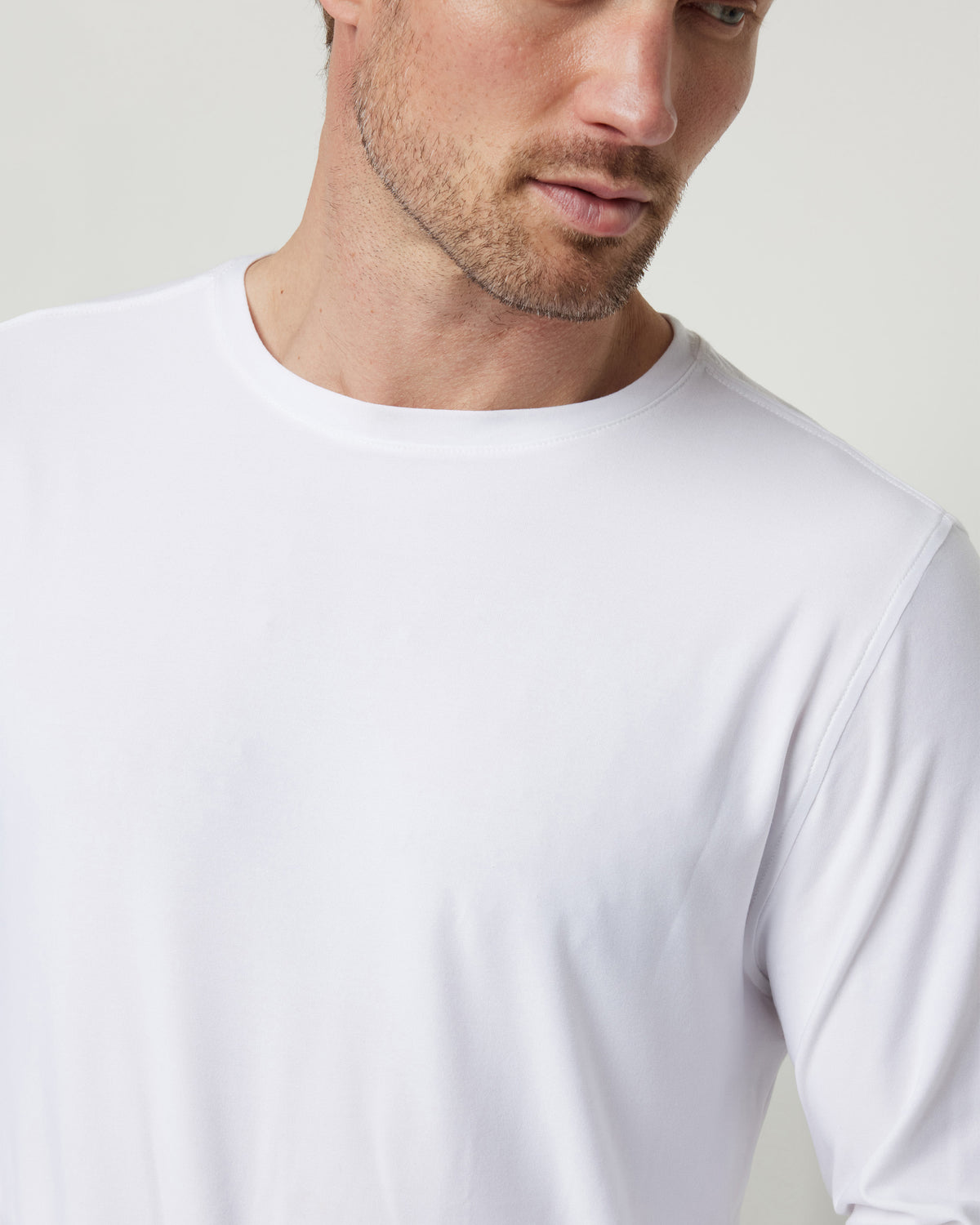 Long Sleeve Strato Tech Tee Men's White Shirt | Vuori discount