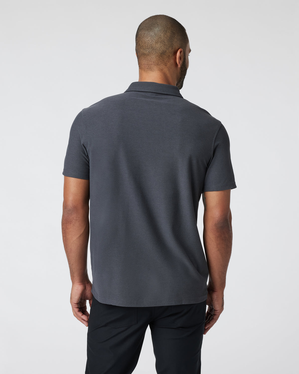Short Sleeve Ace Button Down Men's Charcoal Shirt | Vuori online