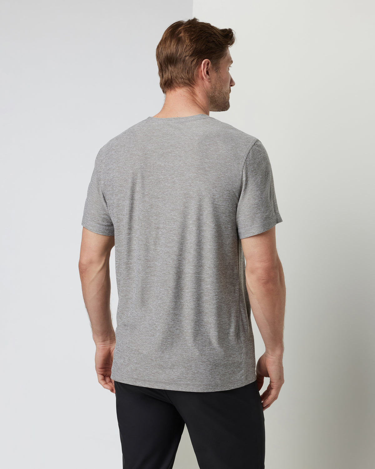 Strato Tech V-Neck Men's Heather Grey Shirt | Vuori discount