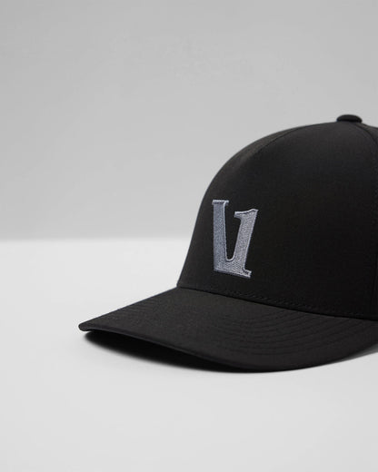 Magnitude Hat Black Adjustable Snapback | Vuori outlet