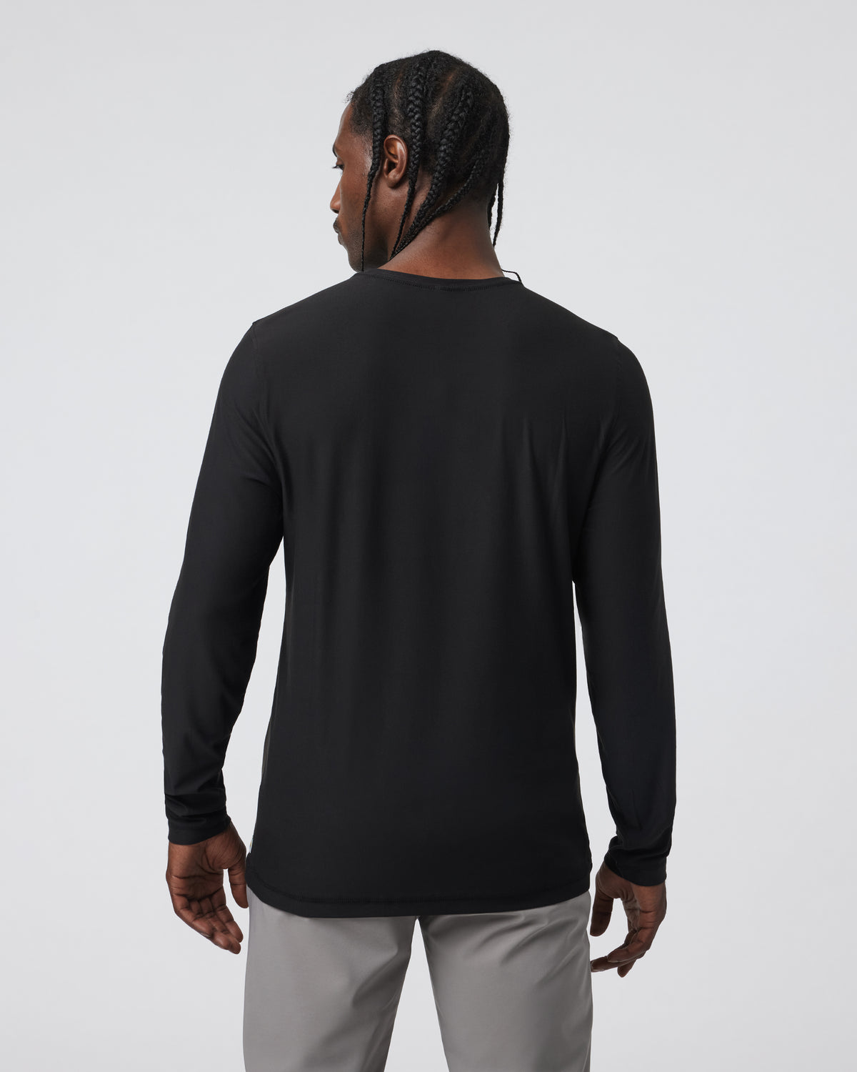 Long Sleeve Strato Tech Tee Men's Black Shirt | Vuori shop