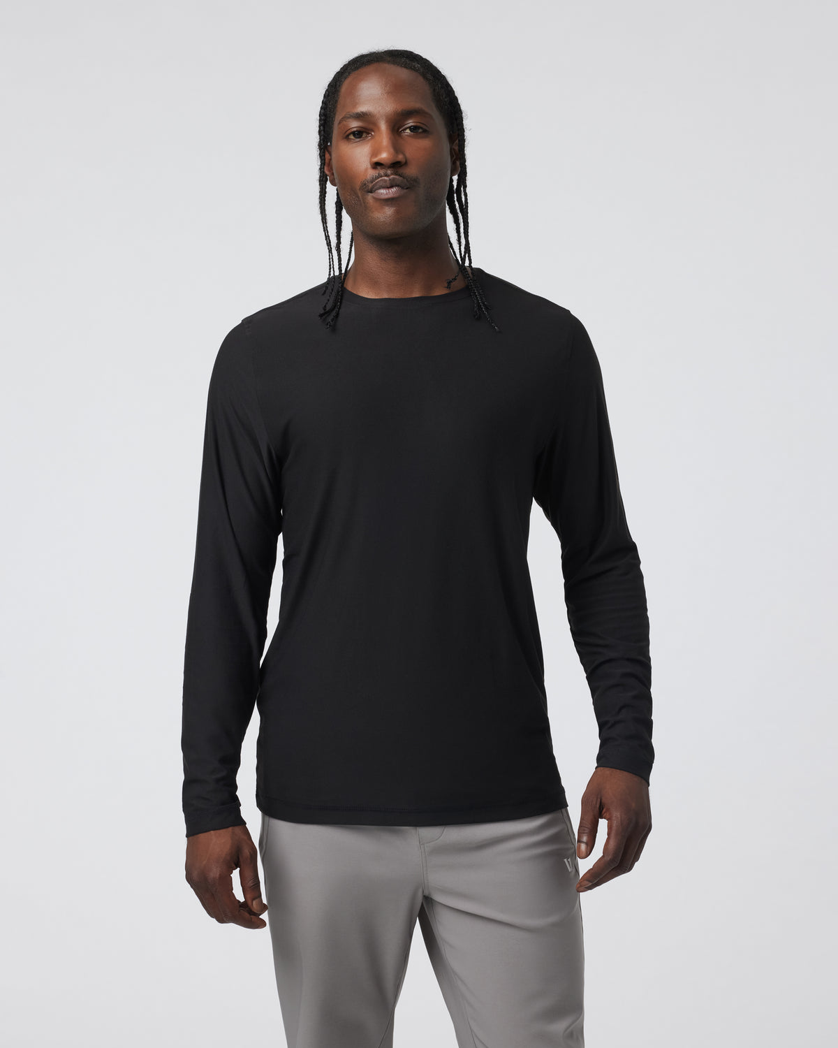 Long Sleeve Strato Tech Tee Men's Black Shirt | Vuori shop