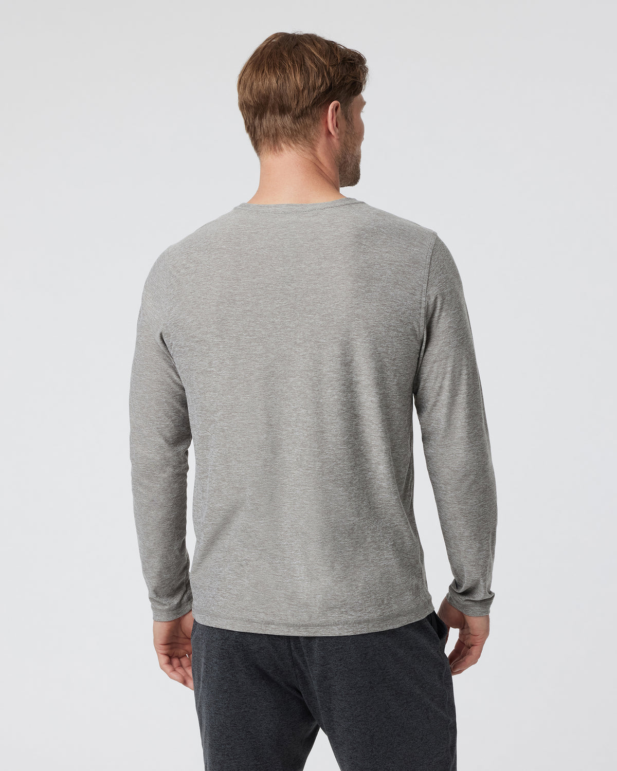 Long-Sleeve Strato Tech Tee Heather Grey Shirt | Vuori onsale