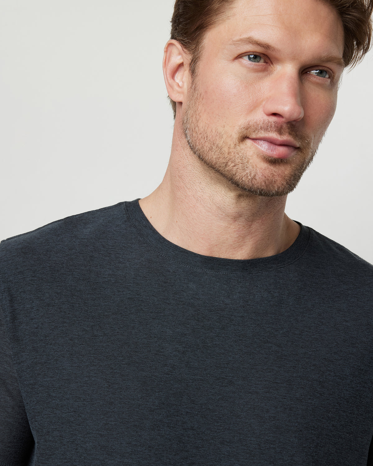 Strato Tech Tee Men's Charcoal Moisture Wicking Shirt | Vuori online